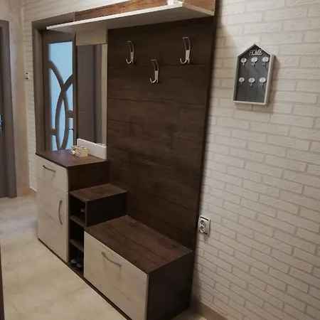 아파트 Ani